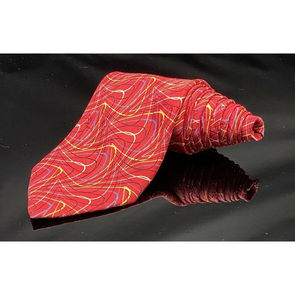 Brioni Red Patterned Neck Tie Hand Made in Italy 100% Pure Silk Luxury